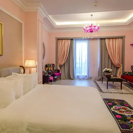 Phoenicia Boutique - Adults Only