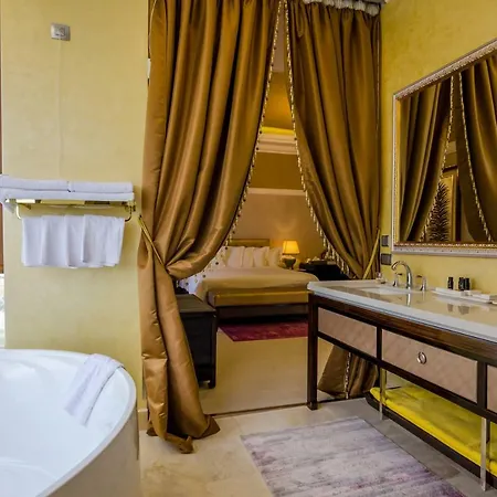 Phoenicia Boutique Hotel - Adults Only ホテル ナボダリ