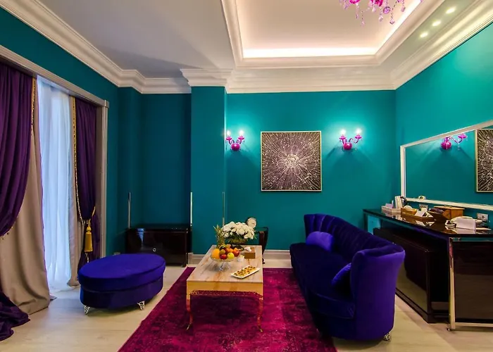 Phoenicia Boutique - Adults Only 5*